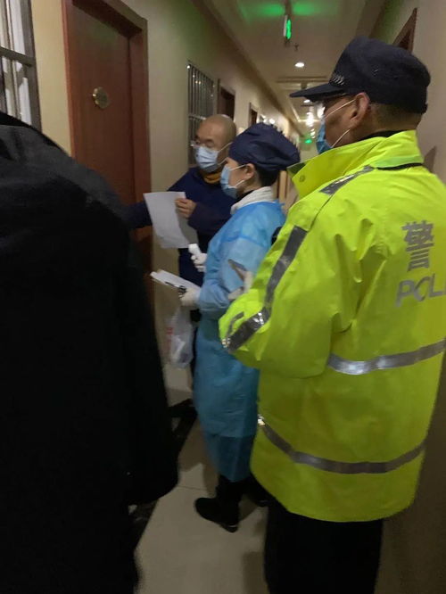 戰疫中的他和她 消毒服務篇